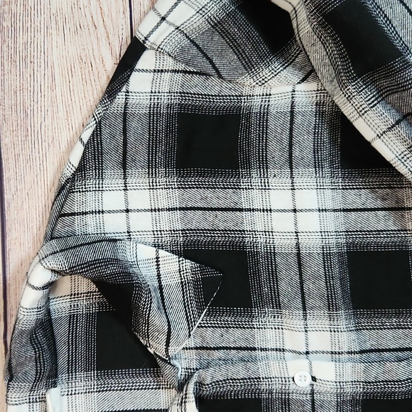 Kids plaid button up shirt - Picture 2 of 7